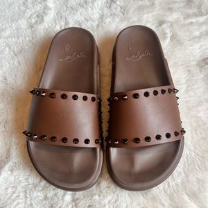 Women's Brown Pool Stud Leather Slides